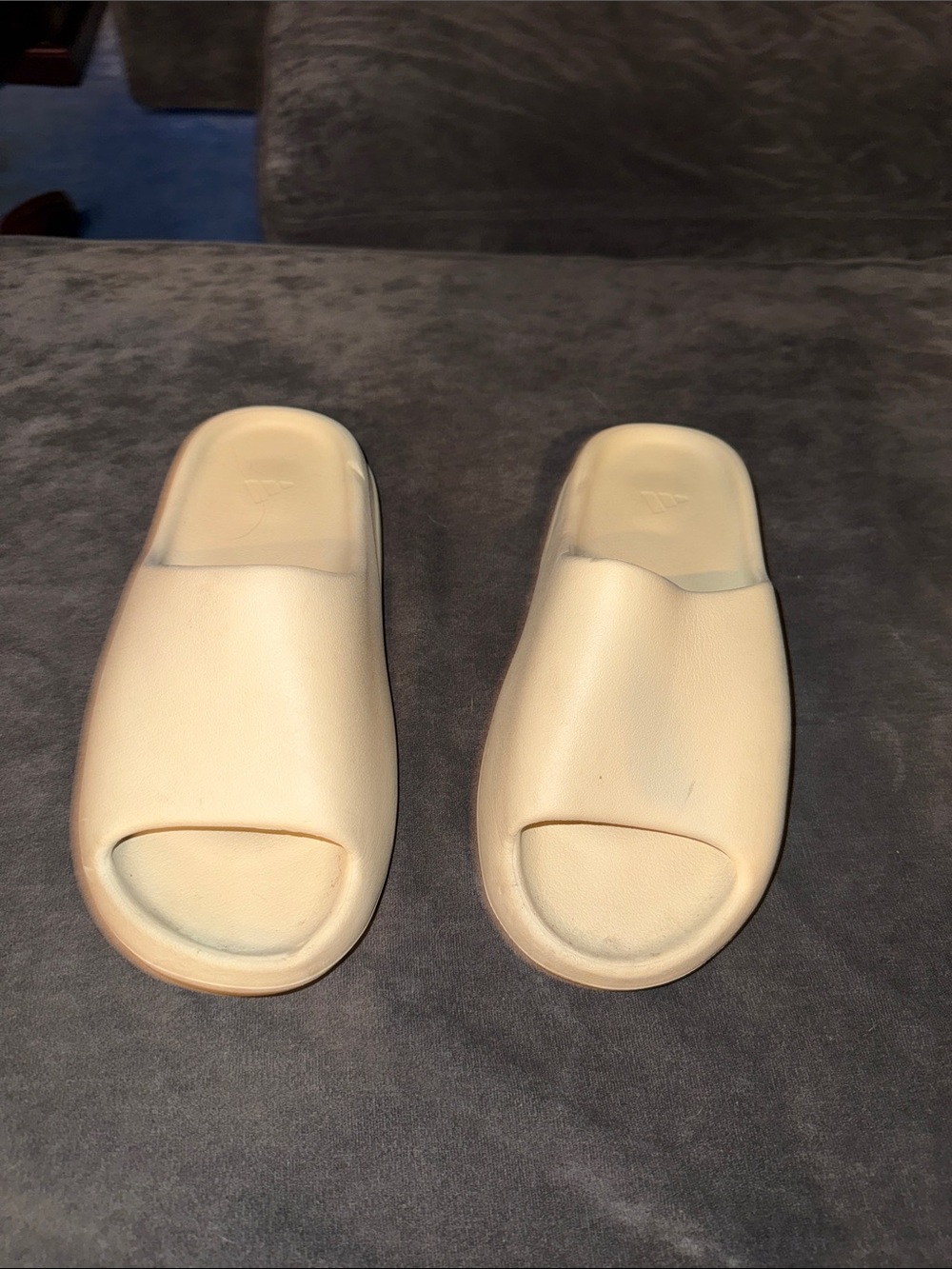 Yeezy Women's Slide Sandals in Cream